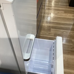 【トレファク神戸南店】AQUAの3ドア冷蔵庫です【取りに来られる方限定】の画像