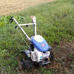 管理機　耕運機　イセキの画像