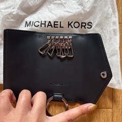 MICHAEL CORS 新品未使用　
キーケースの画像