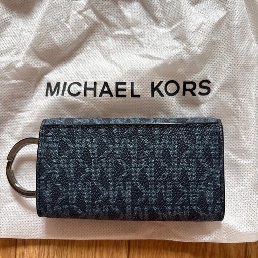 MICHAEL CORS 新品未使用　
キーケース