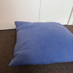 IKEAクッション（水玉）の画像