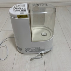 （お話し中）アイリスオーヤマ加熱式加湿器（2019年製）の画像