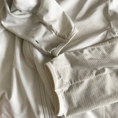 UNIQLOパーカー130の画像