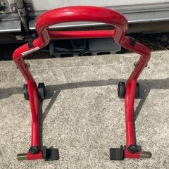バイク メンテナンススタンドの画像