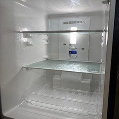 冷蔵庫　2ドア　152L　どっちもドア　　黒色　2021年製　保証残あり（シャープ　SJ-GD15GSJ-GD15G）　　の画像