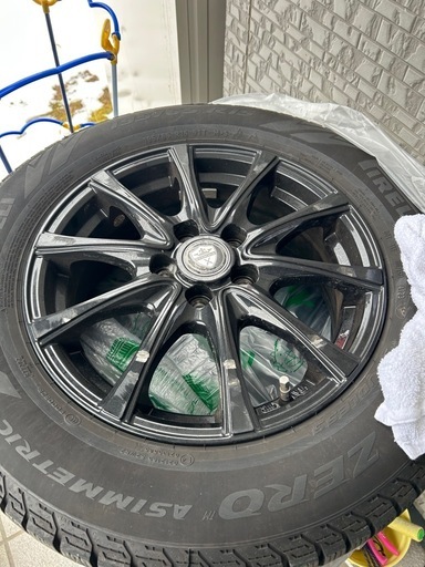 値下げ！！スタッドレスタイヤ195/65/R15カローラツーリングに！！