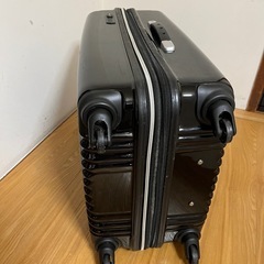 キャリーケースの画像