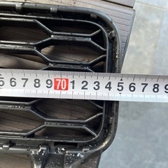JB64W ジムニー 純正フロントバンパーグリルの画像