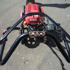 現状品 自走式耕運機 ホンダ FF300 サラダ 管理機 歩行型 農用トラクター 家庭菜園 エンジン始動確認済 HONDA 札幌市東区 新道東店の画像