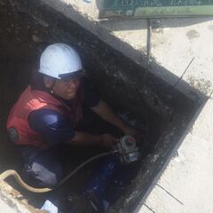 多忙につき急募！経験問わず大歓迎！！配管道路工事・配管宅内工事の画像