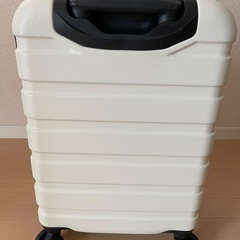 スーツケース（機内持ち込みサイズ）の画像