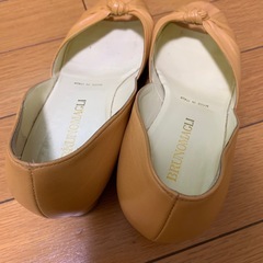 ブルーノマリパンプスの画像