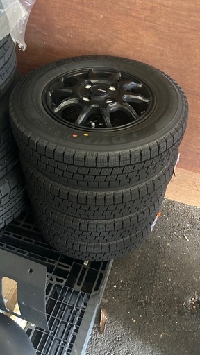 屋内保管ダンロップウィンターマックス