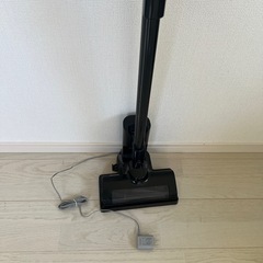 2023年製　充電式サイクロンスティッククリーナー SCD-184P-B ブラックの画像