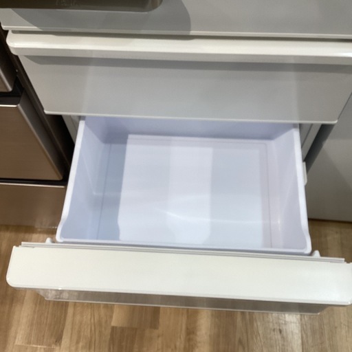 【トレファク神戸南店】AQUAの4ドア冷蔵庫です
【取りに来られる方限定】