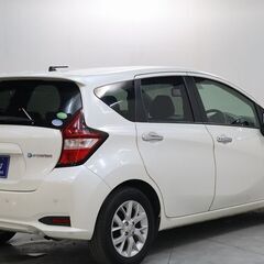 日産 ノート 　ｅ－ＰＯＷＥＲ ＭＥＤＡＬＩＳＴの画像