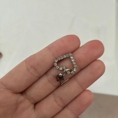 ハートのピアスの画像