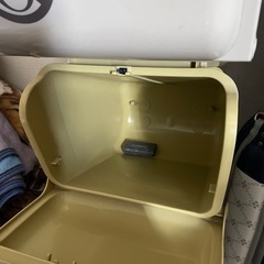 収納ボックスの画像