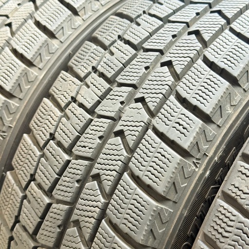 185/60R15 84Q 交換工賃込み　ダンロップ　スタッドレスタイヤ　4本