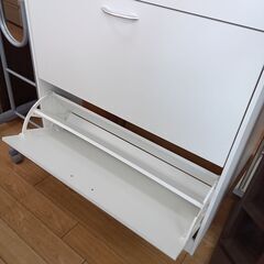 ★リユースのサカイつくば店★TK6594  シューズボックス ホワイト H120×D24×W80 クリーニング済みの画像