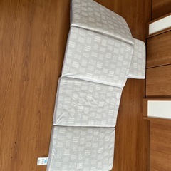 ニトリ　マット　2つ　落書きありの画像