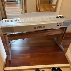 電子ピアノの画像
