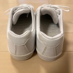 【美品】moonstar スニーカー 白　22.5cmEE 雨の日にオススメ⭐︎の画像