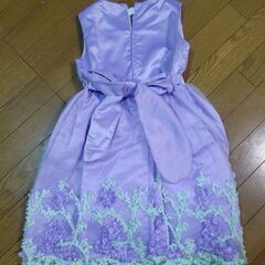 ドレス　サイズ150の画像