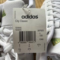 新品‼️アディダス、テニススニーカー‼️ホワイト&ゴールド‼️27・5
センチ‼️の画像