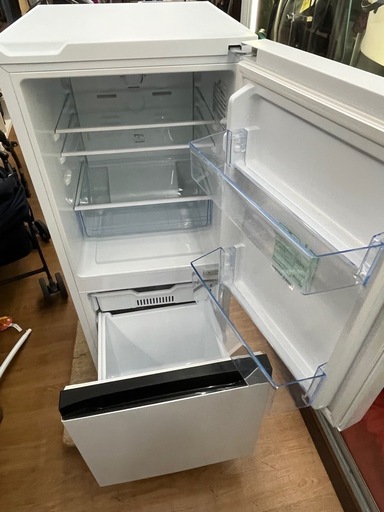 ☆ドリーム荒牧店☆ジモティー割引有☆【クリーニング済】　ハイセンス/2ドア冷蔵庫/HR-D13E2W/135L/2023