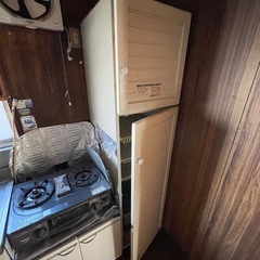 急募　無料　昭和レトロな棚の画像
