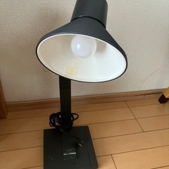 電気スタンドの画像
