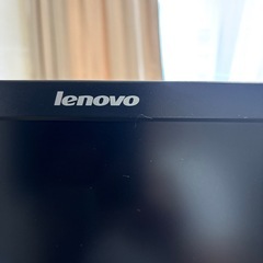 モニター　lenovoレノボの画像