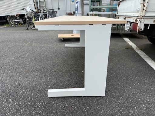 定価9万　平机　内田　幅180cm デスク 引き出し付き　在庫あり