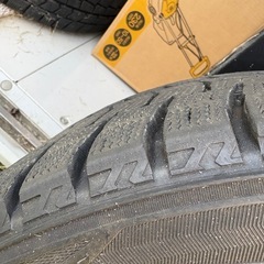スタッドレスタイヤ　215/45/17の画像