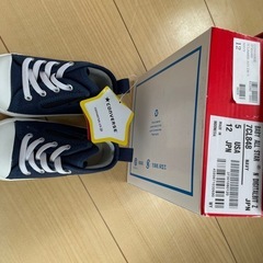 新品未使用品✨コンバース　キッズスニーカーの画像