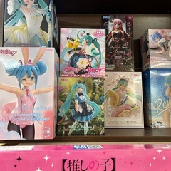 フィギュア1個1,000円の画像