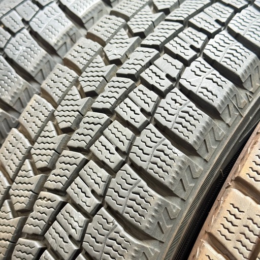 【決まりました】【限定1SET】155/65R14 75Q 交換工賃込み　ダンロップ　スタッドレスタイヤ　4本　軽自動車用