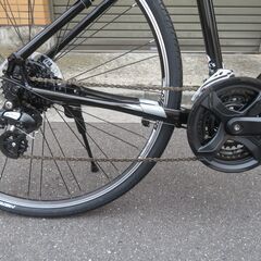 MERIDA「CROSSWAY100-R」グロッシーブラックの画像