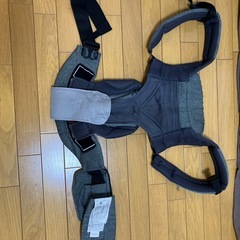 ergobabyとダッコルトの画像