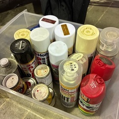 スプレー塗料など色々の画像