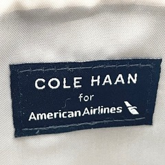 コールハーン アメリカン航空 ビジネスクラス アメニティーポーチの画像