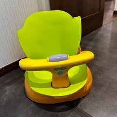 アップリカ　ベビー用お風呂チェアの画像