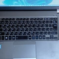 美品。13.3インチ　最新バージョン24H2 office 2021 Windows11 第六世代 Corei5-6300U メモリ16GB 　新品m.2 SSD256GBの画像