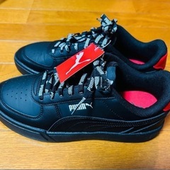 PUMA ケーブンロゴマニア 26.0cmの画像