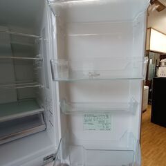 Panasonic 6ドア 冷蔵庫 NR-F-568XG-W 555ℓの画像