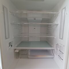 Panasonic 6ドア 冷蔵庫 NR-F-568XG-W 555ℓの画像