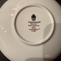 ワイルドストロベリー カップアンドソーサーの画像