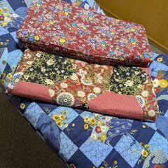こたつ布団とカバーです。の画像