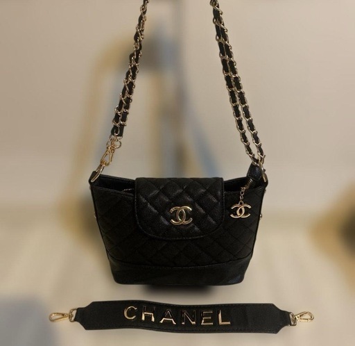 2WAY ショルダーバッグ　CHANEL VIPノベルティ